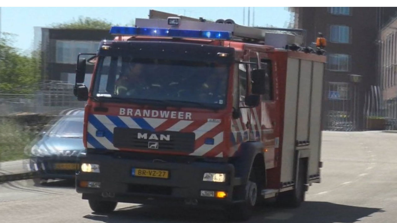 112-nieuws: Grote brand in schuren Schelluinen