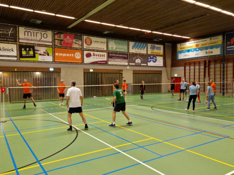 Bedrijven en vriendentoernooi Shuttle Up