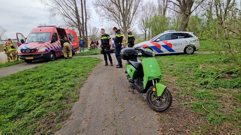 112-nieuws: hulpdiensten rukken groots uit voor ‘waterscooter’