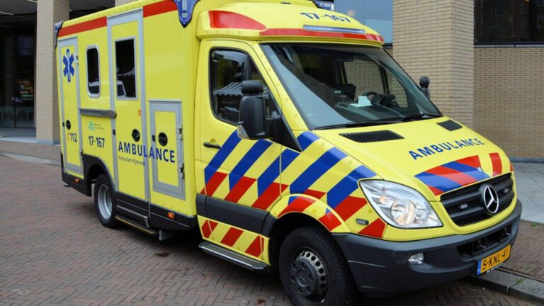 Auto te water Rotterdamseweg Ridderkerk
