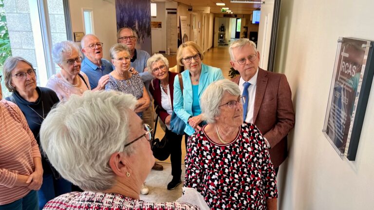 Blijvende herinnering onthuld aan kerkdiensten in de ziekenhuizen