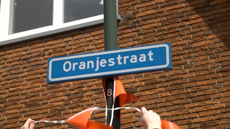 Waar is het Oranjegevoel in de Oranjestraat van Hardinxveld-Giessendam?