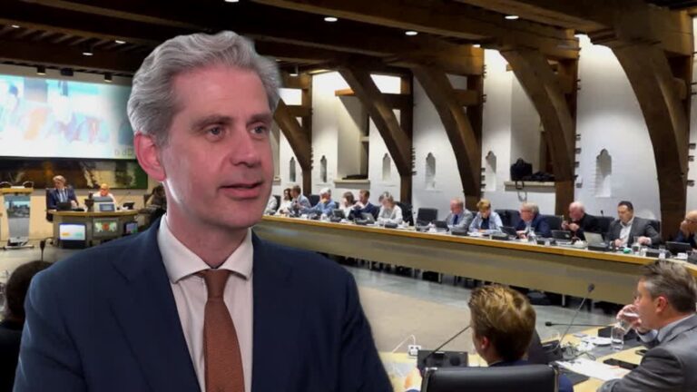 Lof voor Wouter Kolff bij afscheid: ‘gedreven, verbindend en een vriend’