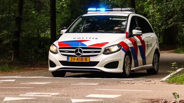 Explosie bij voordeur in Hardinxveld-Giessendam