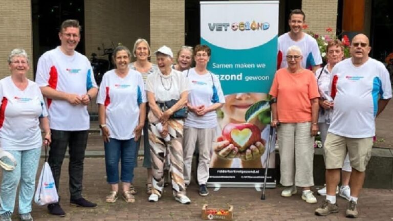 Loopfanaten Nationale Diabetes Challenge Ridderkerk wandelen naar feestelijke afsluiting