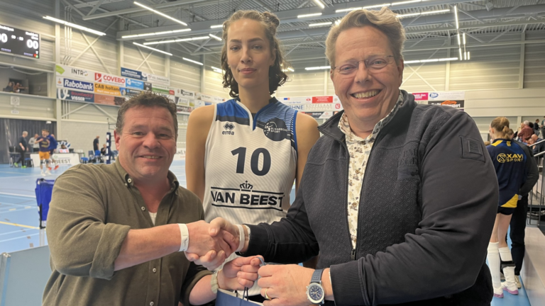 Sliedrecht Sport verwelkomt Druk en Print bij de Business Club