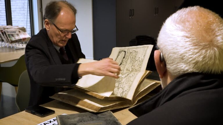 3500 dagen taxeren en de nog altijd is Arie verknocht aan oude boeken