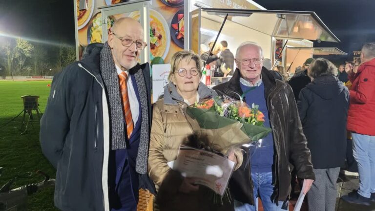 Erespeld voor twee atletiekvrijwilligers die al sinds 1988 actief zijn