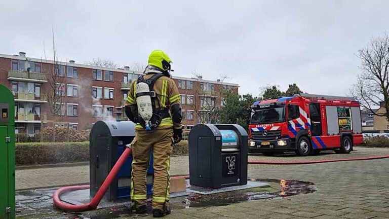 ‘Beheersbare jaarwisseling’ in de regio, brandweer op vijf plekken bekogeld