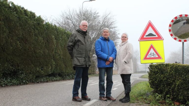Bewoners vrezen voor volgend ongeluk op gevaarlijke Achterambachtseweg