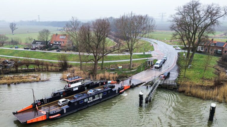 Situatie bij veerpont ‘voldoende duidelijk’, toch komen er extra borden