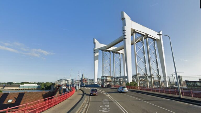 Renovatie Zwijndrechtse brug succesvol afgerond na vijf weken werkzaamheden