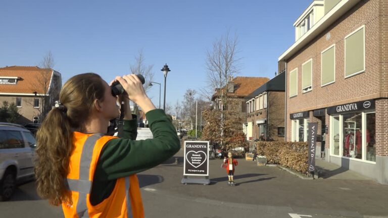 Onderzoekers trekken dag en nacht de wijk in, op zoek naar beschermde diersoorten