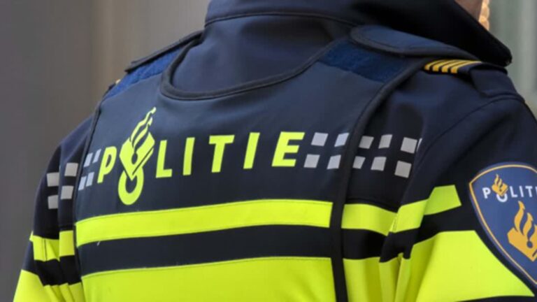 Politie stuit op drugs en wapens tijdens controle garagebox