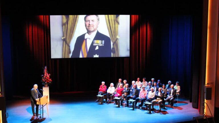 Tientallen streekgenoten krijgen lintje, oudste is 97 jaar