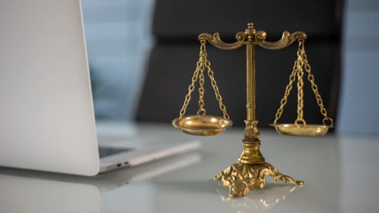 ‘Aanstuurders’ van explosie-pogingen voor de rechter, OM eist celstraffen