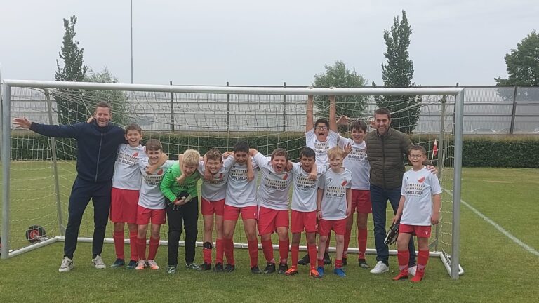 Ook VVH JO12-1 kampioen na zenuwslopend duel tegen Nieuw Lekkerland