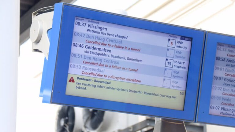 Treinverkeer tussen Dordrecht en Rotterdam hervat na grote storing