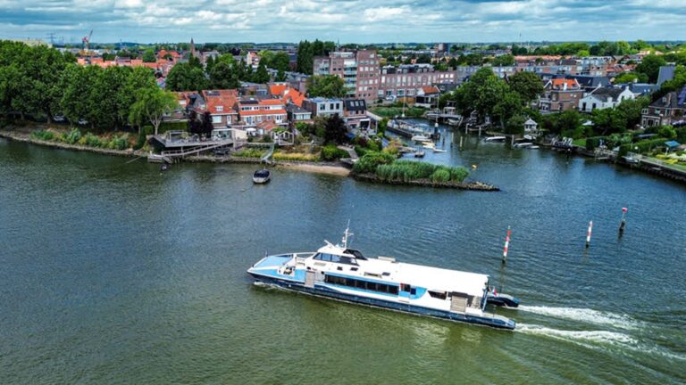 Toekomst van deze waterbus aan zijden draadje: geen toename aan reizigers verwacht