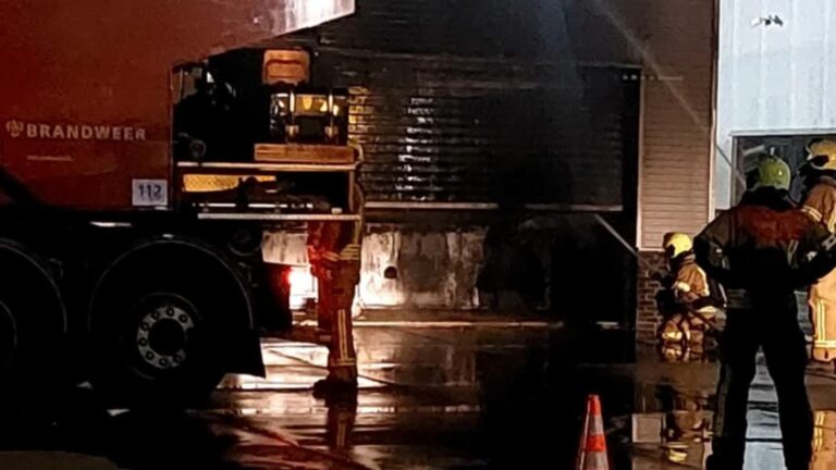 Weer grote brand in Groot-Ammers