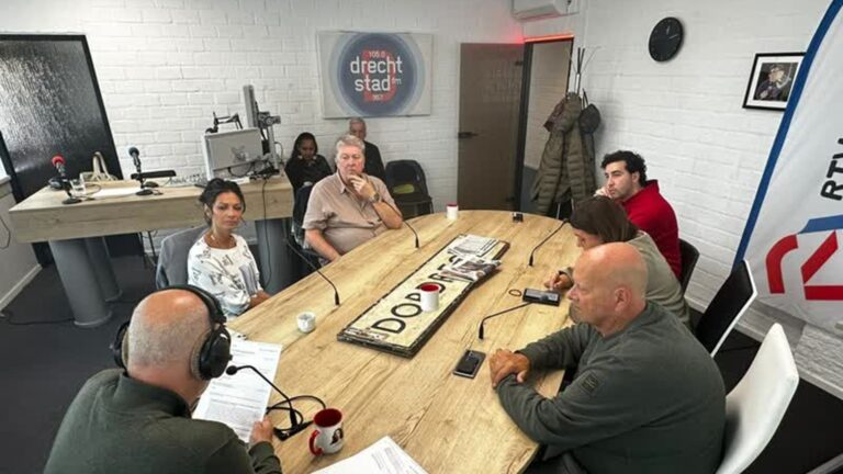 Raadsleden over communicatie na uitspraak over directeur SDD: ‘gênant’ en ‘ernstig’