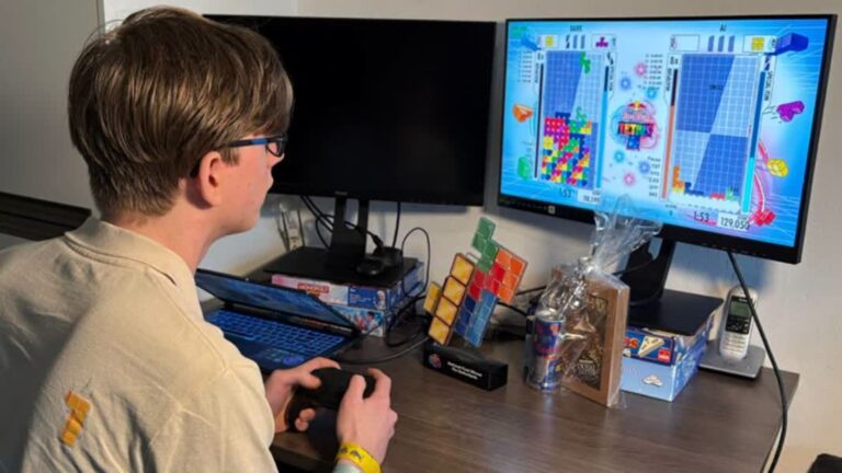 Van oma’s Gameboy naar het wereldtoneel: Stef (19) naar WK Tetris in Dubai