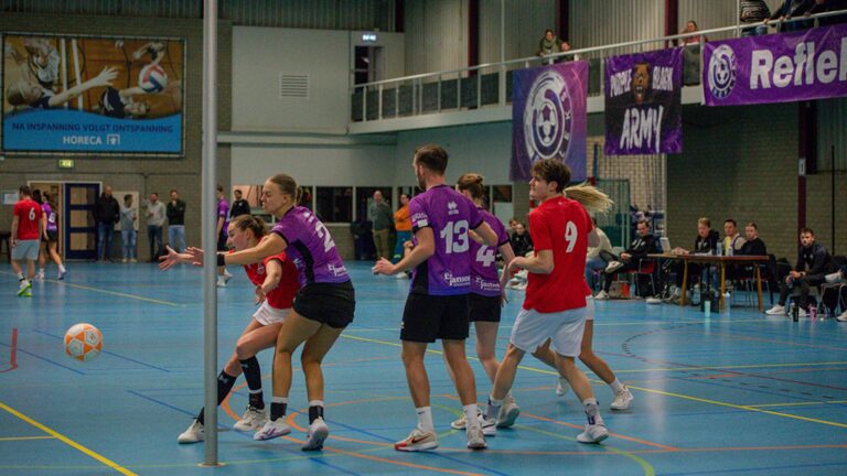 Merwede/Multiplaat 1 wint na sterke tweede helft bij Refleks