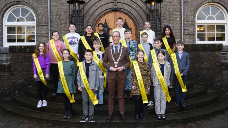 Nieuwe Kinderraad geïnstalleerd: ‘Geen beleid over kinderen, maar mét ze’