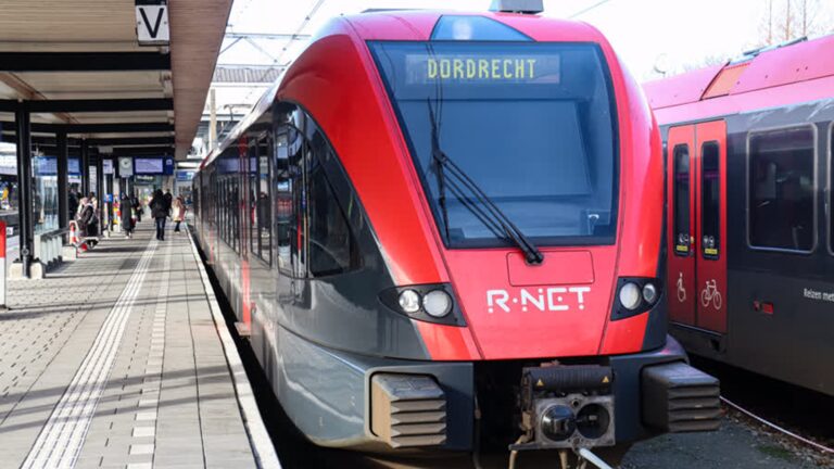 Onderzoek ProRail oorzaak minder treinen op MerwedeLingelijn