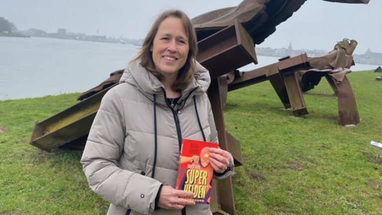 Accepteer en praat over tegenslag: ‘Het leven is als mens leuker dan als held’