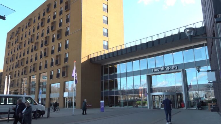 Ziekenhuis stelt operaties uit vanwege griepgolf: ‘Veel patiënten met griepklachten’