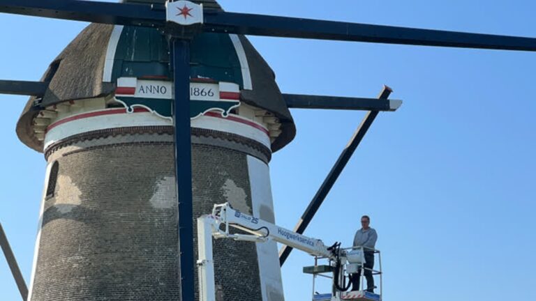 Deze molen heeft na maanden gloednieuwe wieken: ‘We konden niet langer wachten’