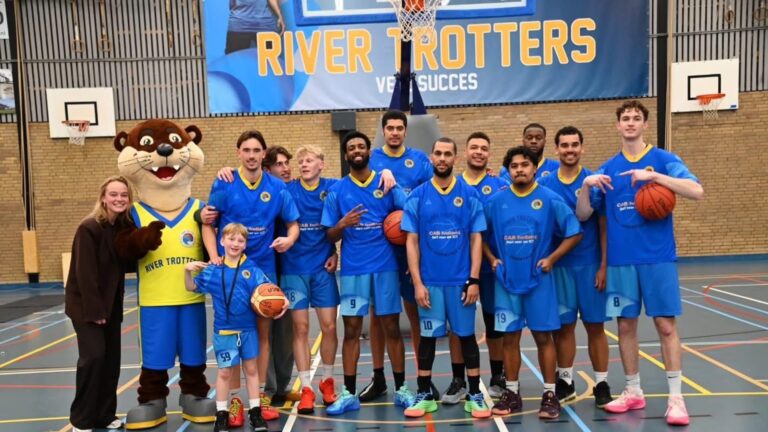 River Trotters Heren 1 trakteert volle Wielewaal op overtuigende overwinning