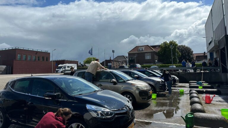 18 april – Carwash voor clubkamp