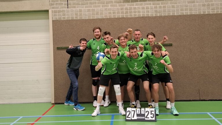 Knappe promotie voor OKK’70 Heren 4 na sterke seizoensslot